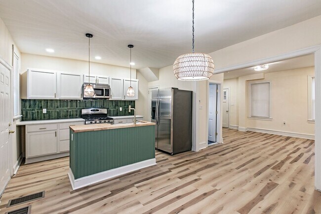 Foto del edificio - 3 bedroom, 1.5 bath, newly renovated home in Wilmington, DE