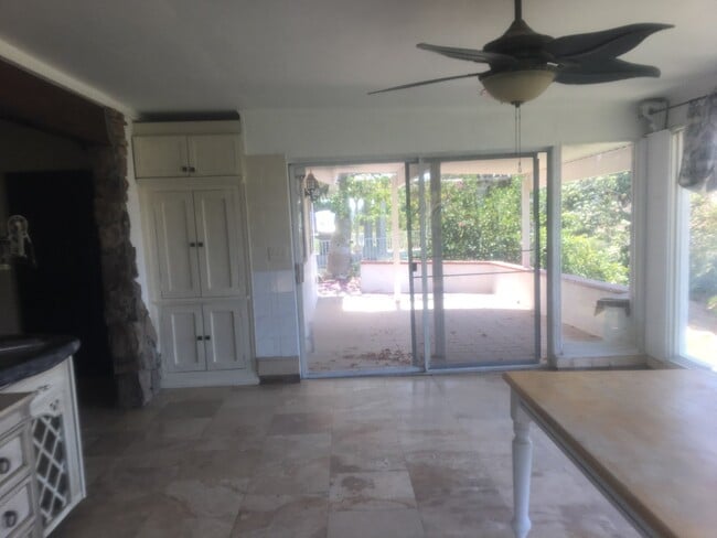 Building Photo - 2308 Canyon View Rd