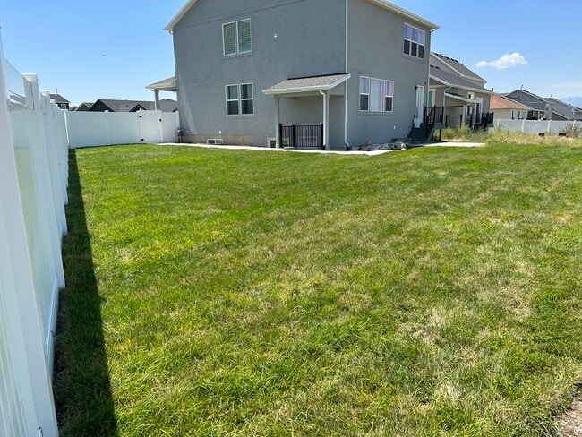 Building Photo - 432 W 1470 N