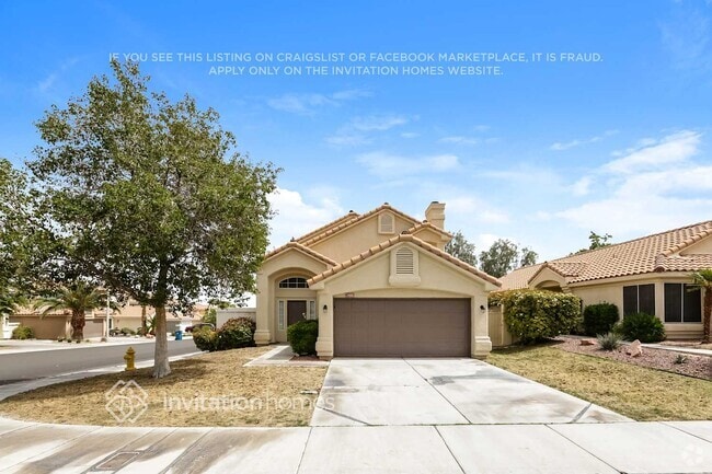 Building Photo - 1400 Desert Hills Dr