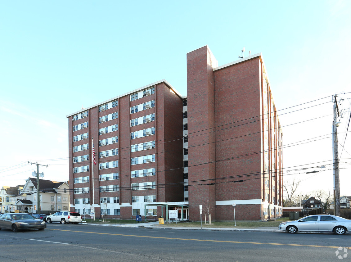 Foto principal - Meadow Hill Apartments