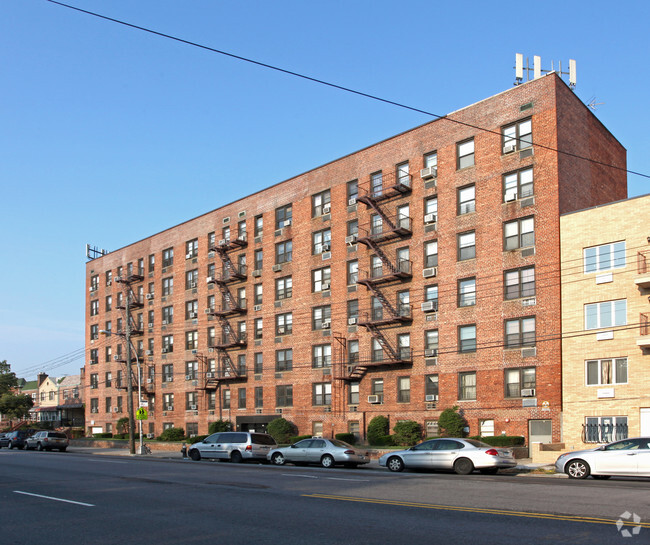 Building Photo - 2922 Nostrand Ave