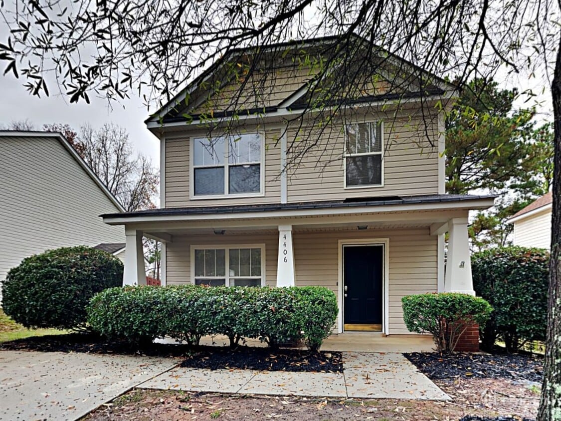 Primary Photo - 4406 Cochran Farm Ln