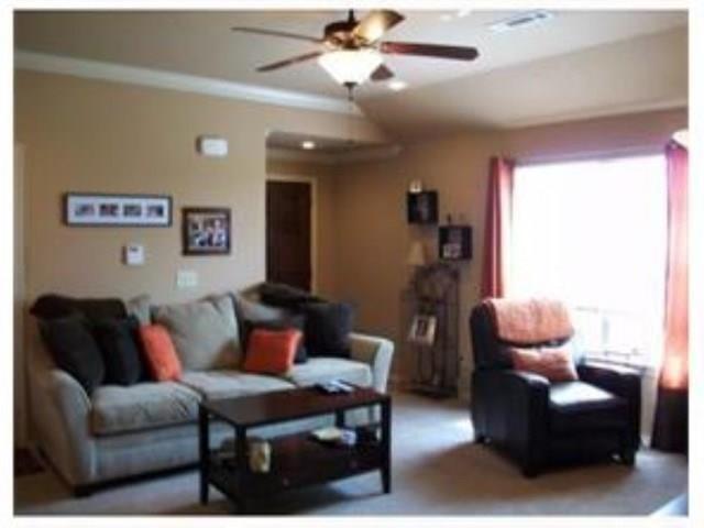 Foto del edificio - 195 Pinyon