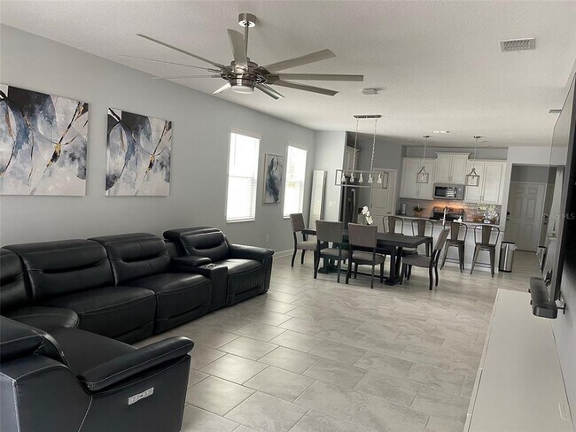 Foto del edificio - 4323 Seven Canyons Dr