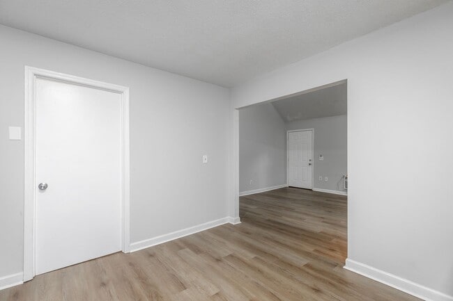 Building Photo - 4499 Delashmitt Rd
