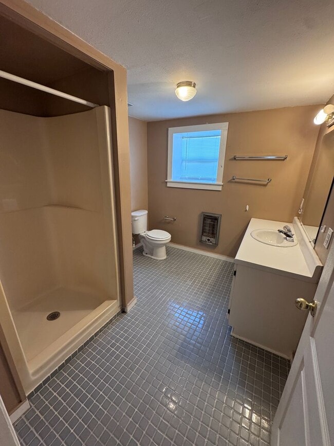 Building Photo - Legrande- 2116