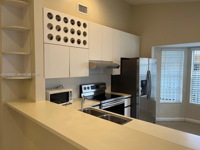 Building Photo - 1294 Seagrape Cir