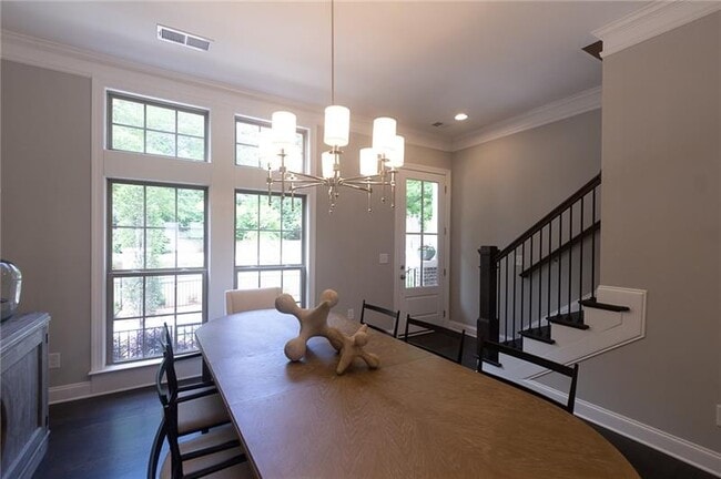 Building Photo - 2359 Brissett Ln