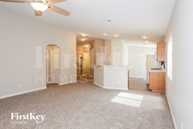 Building Photo - 5225 North Painted Pebble Street