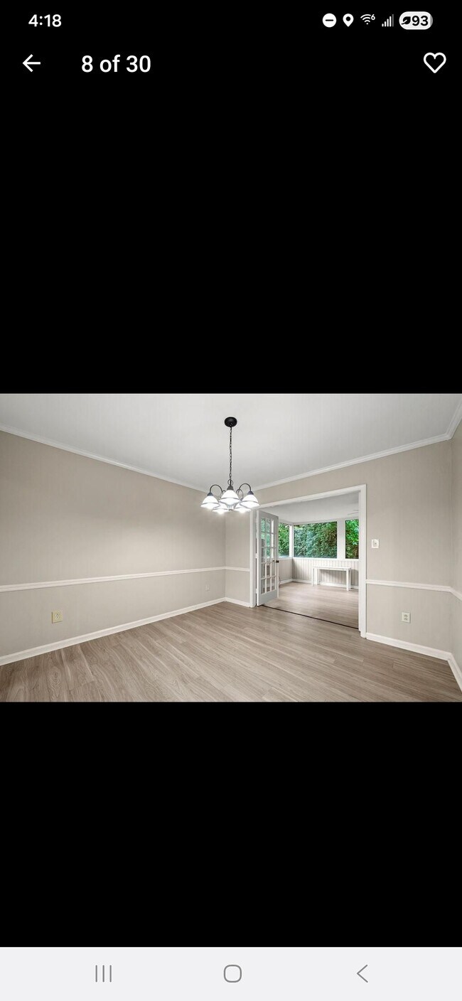 Foto del edificio - 103 La Rue Pl NW