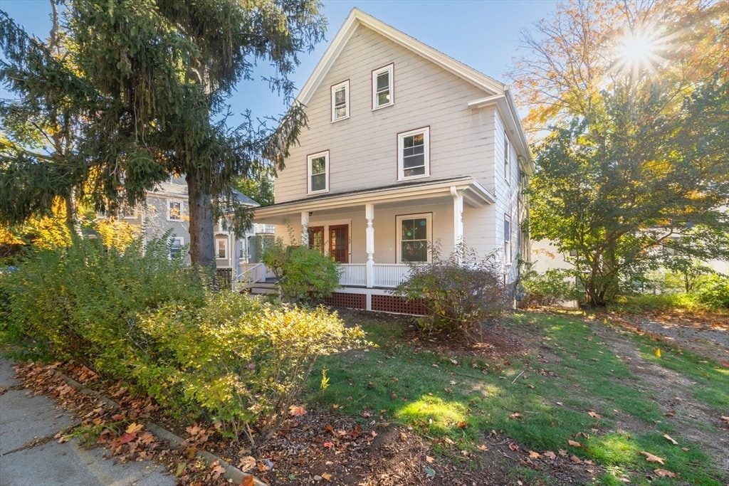 Primary Photo - 166 Elliot St