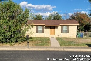 Building Photo - 2918 Tillie Dr
