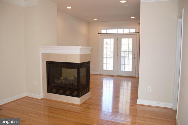 Foto del edificio - 4067 Columbia Pike