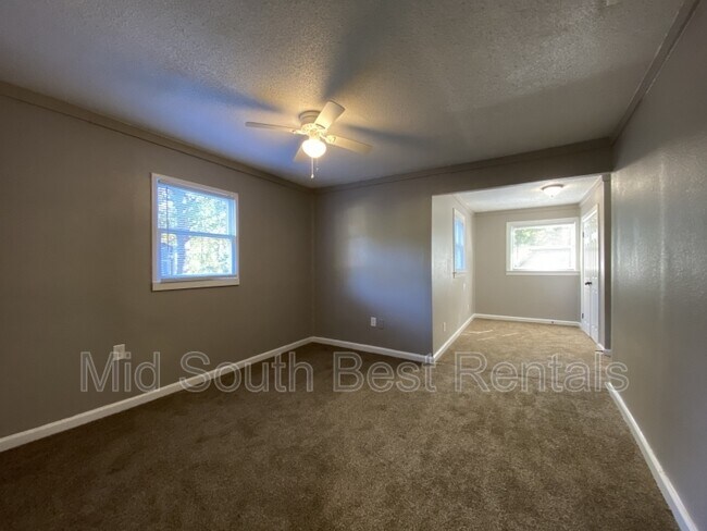 Foto del edificio - 3360 N Watkins St