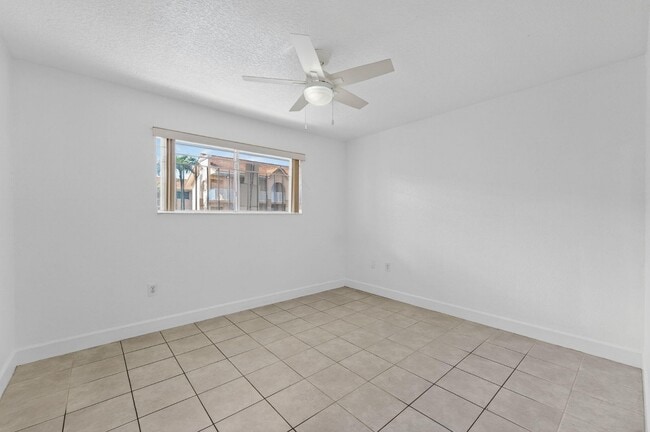 Building Photo - 7011 W 29th Ave