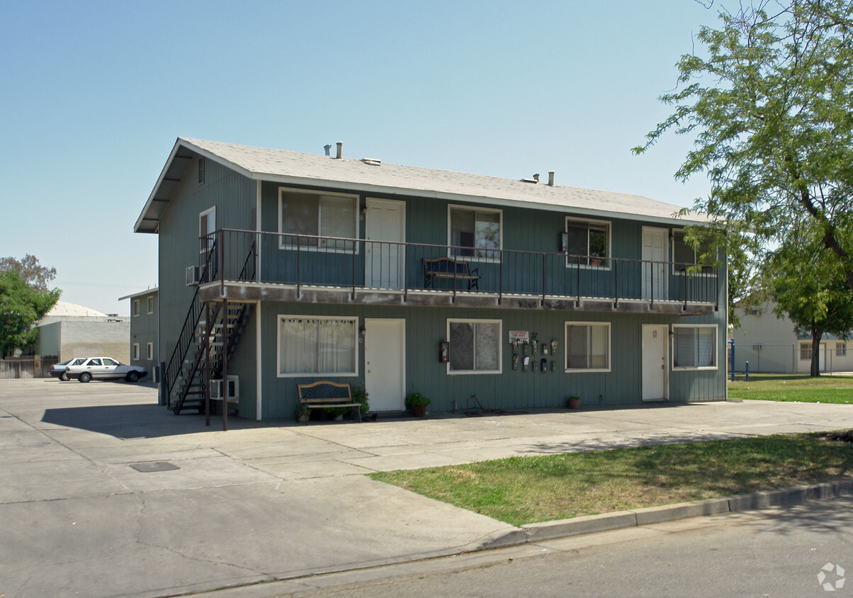 Primary Photo - 37 E 12th St