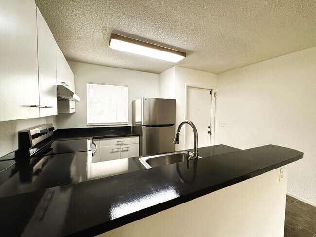 Building Photo - 25100 Sandhill Blvd