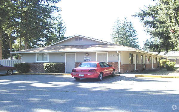 Foto del edificio - Meadow Glen Apartments