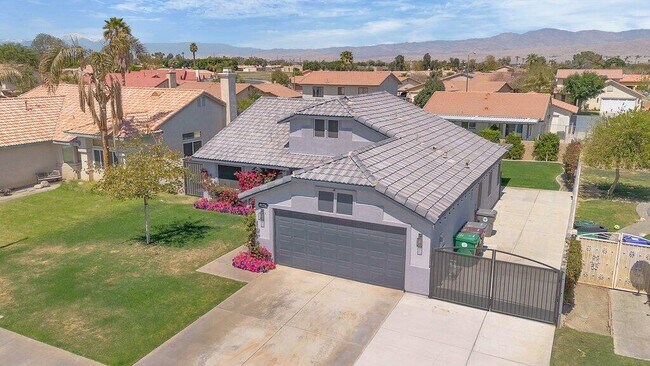 Building Photo - 81234 Palm Meadows Dr