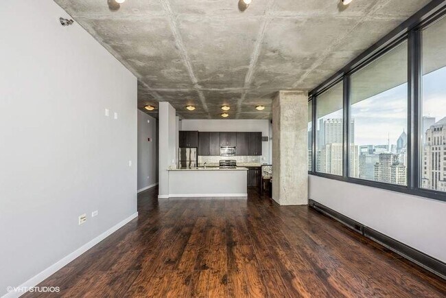 Foto del edificio - 235 W Van Buren St