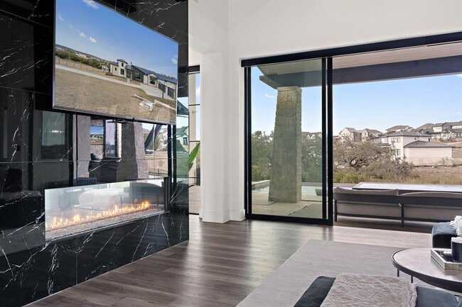 Building Photo - 5624 Sombria Ct