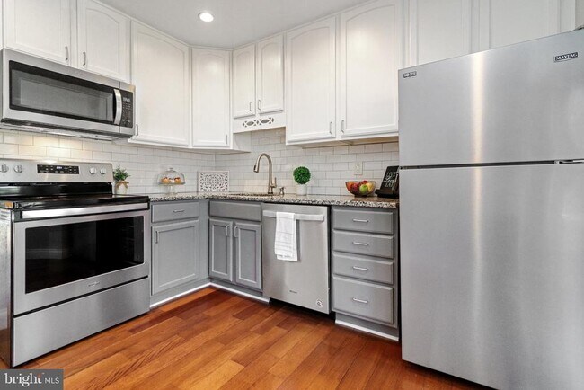 Foto del edificio - 9533 Ashbridge Ct