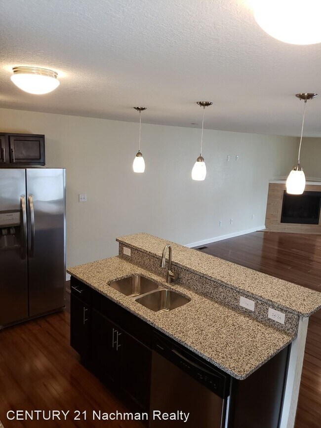 Building Photo - 3 br, 3.5 bath House - 5801 Miss Coral Court