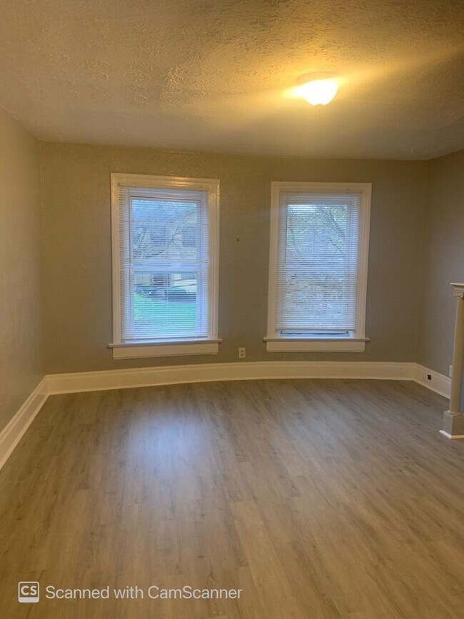 Foto del edificio - 2008-2010 Wayne Ave