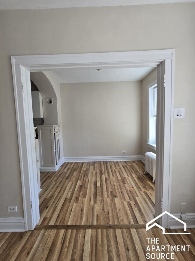 Photo - 1333 W Birchwood Ave (Chicago, IL) Apartment