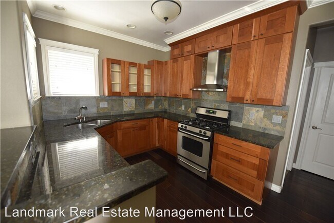 Building Photo - 3 br, 2.5 bath House - 1213 Garland Lane