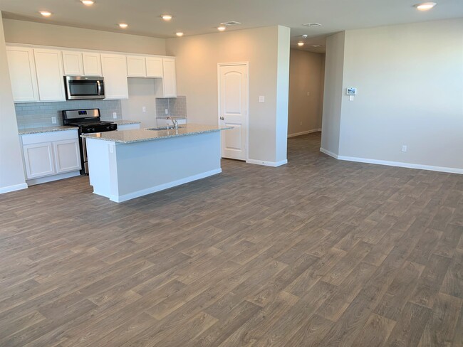 Building Photo - 141 Frostweed Dr