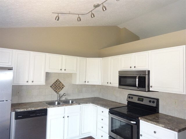 Building Photo - 7975 Crawford Farms Drive