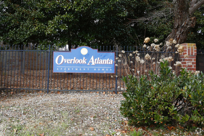 The Overlook Apartments Atlanta