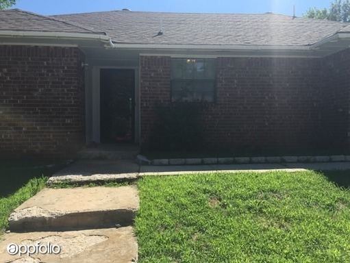 Building Photo - 601 Golden Eagle Dr
