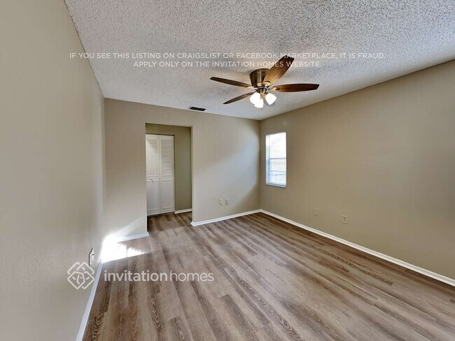 Foto del edificio - 2612 Orangewood Ct