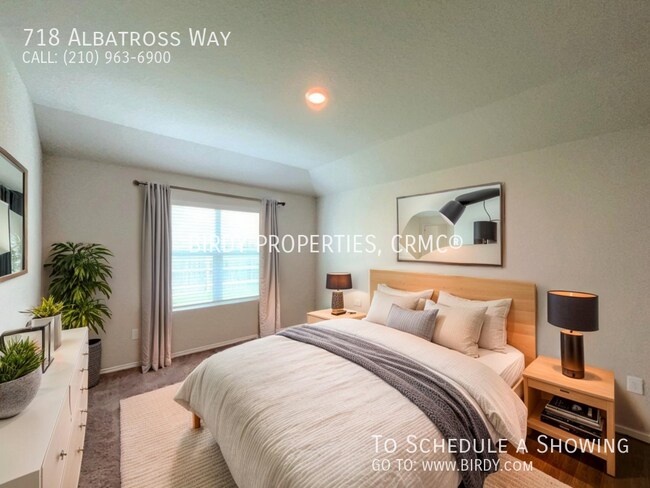 Building Photo - 718 Albatross Wy