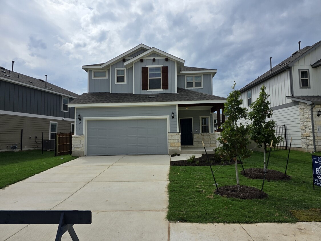 Primary Photo - 217 Redonda Dr
