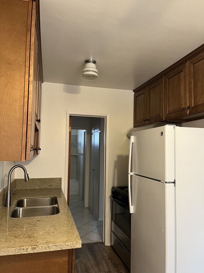 Remodeled kitchen - 224 Linwood Ave