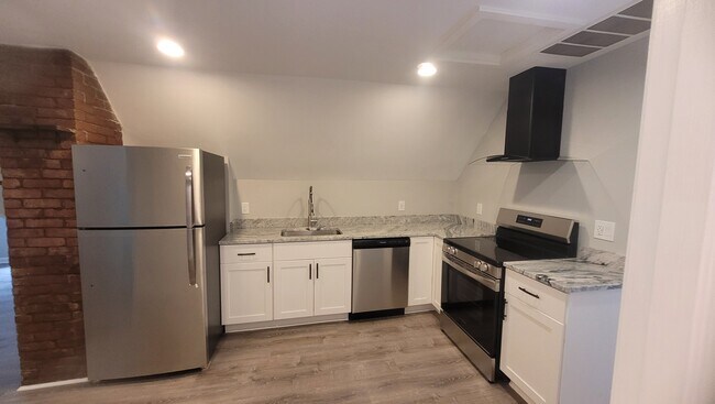 Foto del edificio - 11 Maple Ave