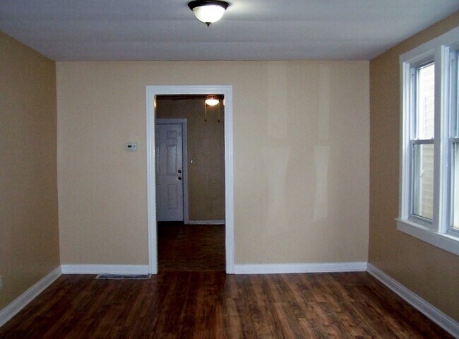Foto del edificio - 8931 S Houston Ave