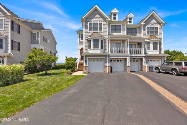 Foto del edificio - 58 Raritan Reach Rd