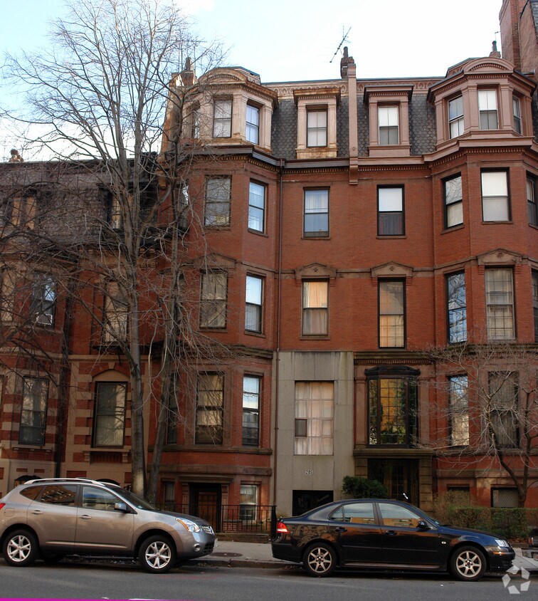 Foto principal - 205 Beacon St