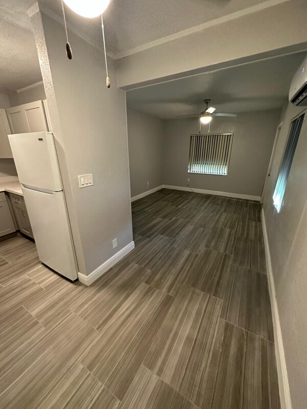 Foto del edificio - 2490 NW 80th St