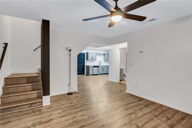 Foto del edificio - 6234 Culver Dr