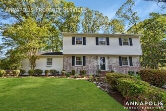 Building Photo - 112 Berrywood Dr