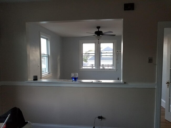 Building Photo - 91 De Pinedo St