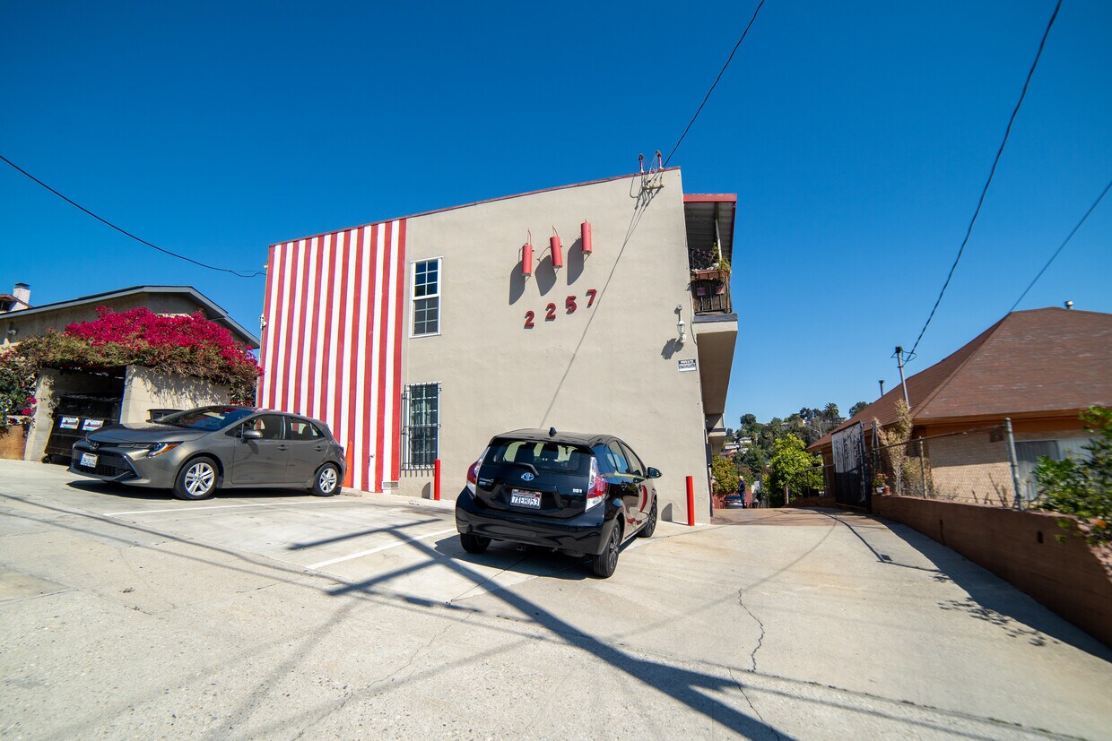 Foto principal - 2257 Ewing St