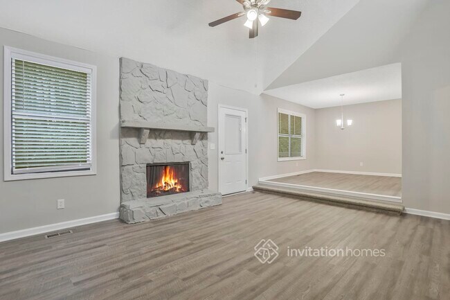 Building Photo - 1159 Norfolk Dr NW