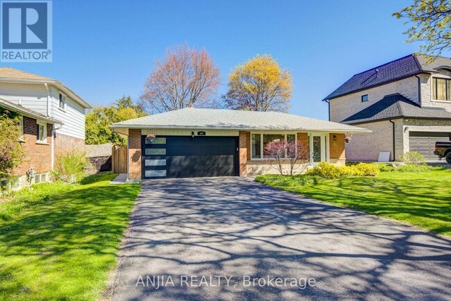 Building Photo - 80 Southdale Dr
